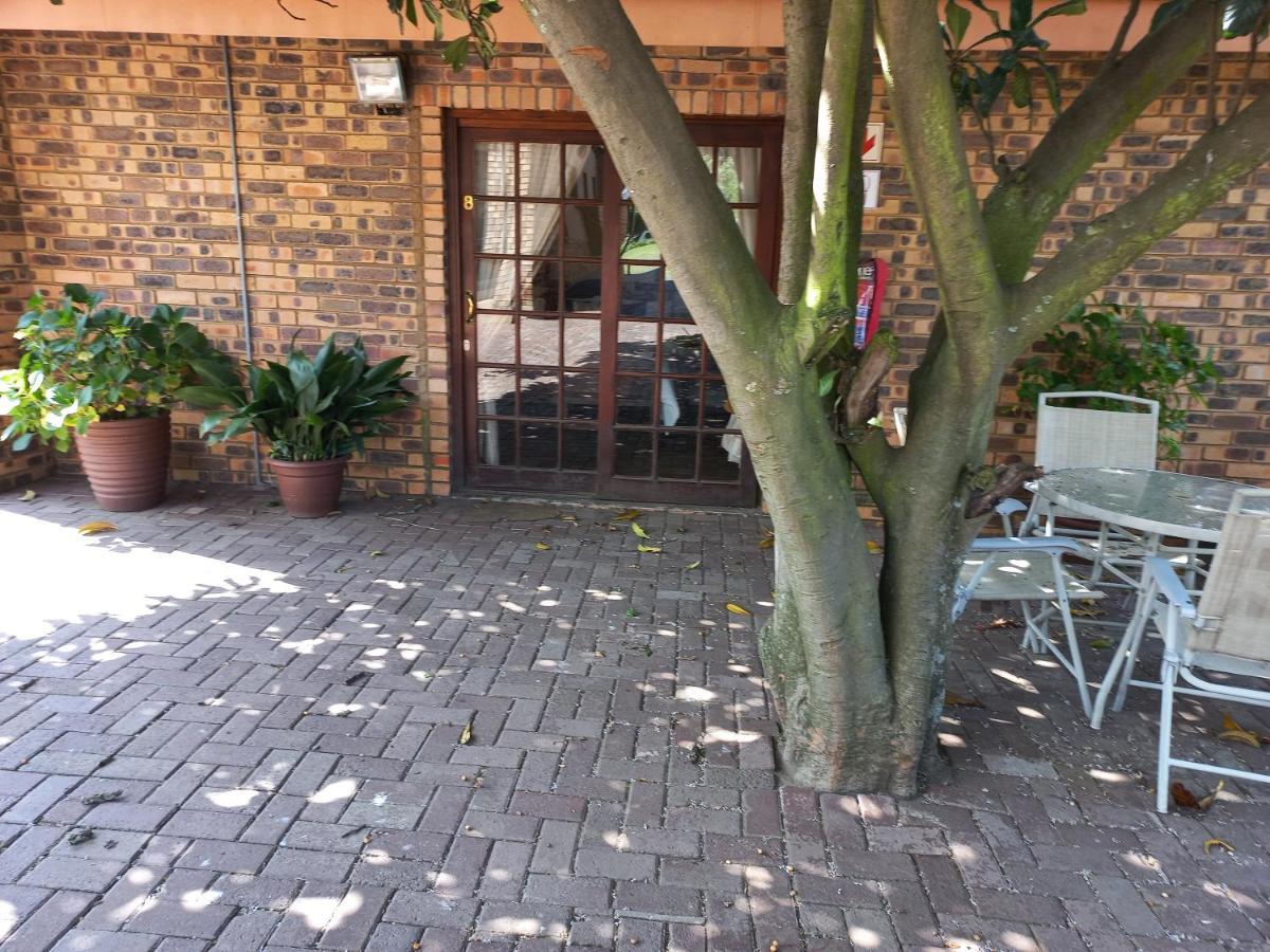 Khokha Moya Guesthouse Ermelo Exterior foto